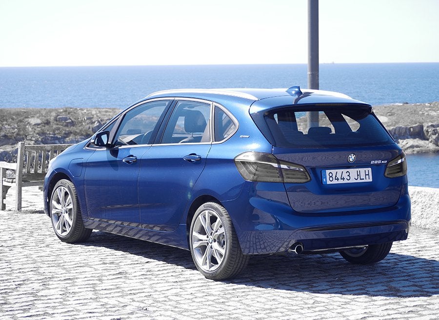 Prueba Del Bmw Xe Active Tourer H Brido Enchufable Autocasi N