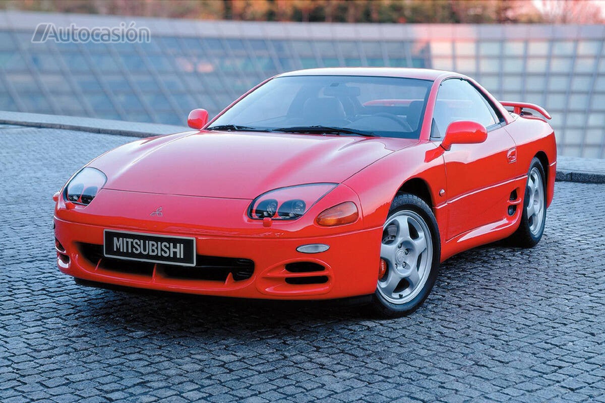 Coches míticos Mitsubishi 3000 GT a la vanguardia de la técnica de