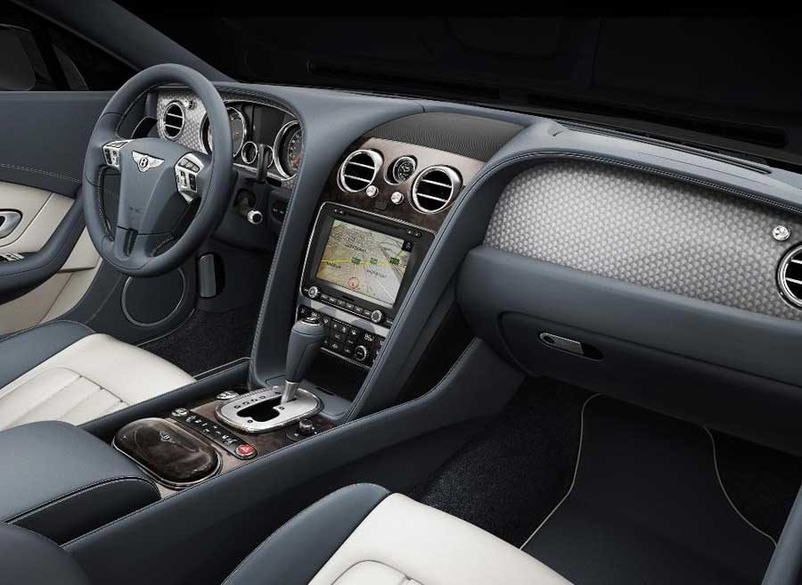 Bentley Continental 1 900x656 Así es el interior del Bentley Continental V8.