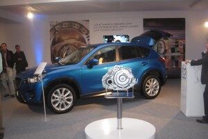 Una exposición efímera de la tecnología Mazda Skyactiv y del CX-5, de tan sólo un fin de semana, en el centro de Madrid.