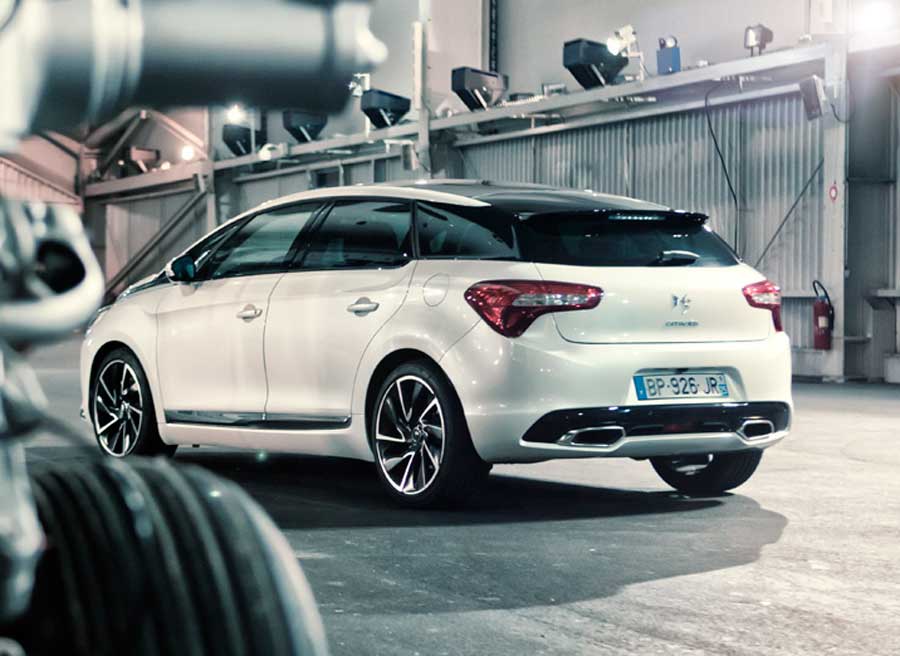 DS5 3 900x656 El precio de partida del Citroën DS5 en España será de 26.900 euros.