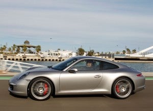 Porsche-911-Carrera-S-lateral