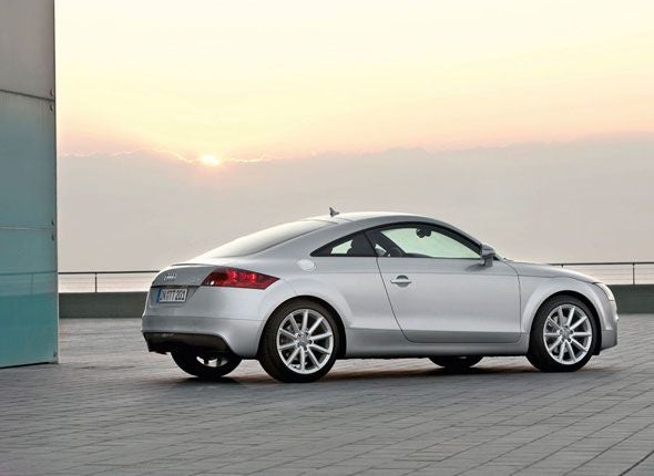 Audi TT S Line Edition, serie especial disponible para roadster y coupé Audi TT S Line Edition, serie especial disponible para roadster y coupé