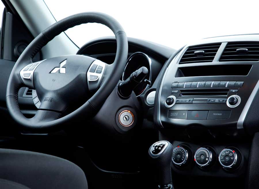 Mitsubishi ASX 2012 En el interior es donde se centran las principales novedades del Mitsubishi ASX.