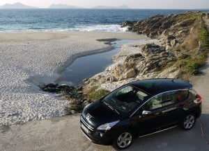 Peugeot 3008 Hybrid 4 Peugeot 3008 Hybrid 4, Saians, Rubén Fidalgo.
