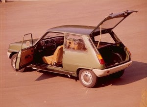 Renault 5 (2) Renault 5 (2)