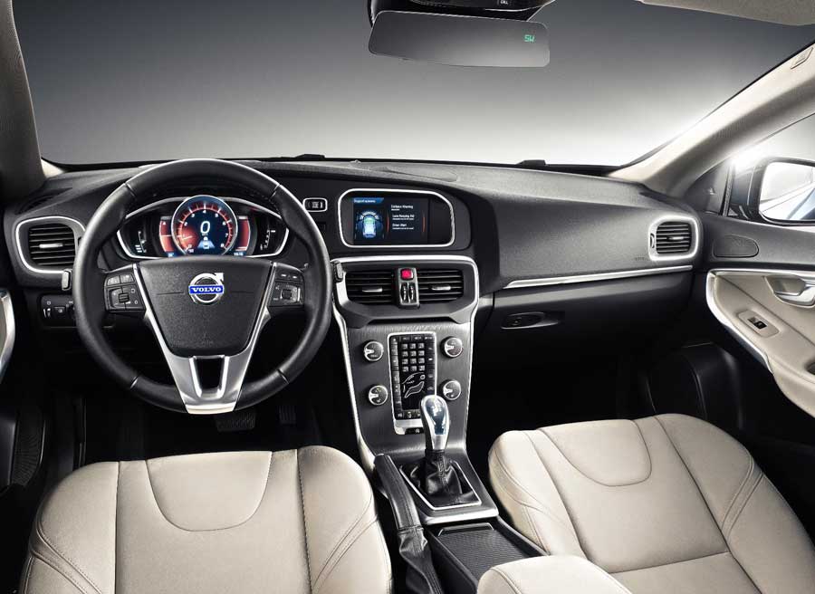 Volvo V40 El diseño interior del nuevo V40 sigue las directrices marcadas por Volvo en sus últimos modelos.