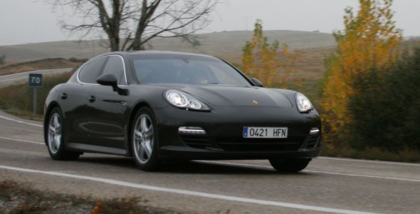 Porsche Panamera Hybrid S: Un coche deportivo… ¿y ecológico? Porsche Panamera Hybrid S: Un coche deportivo… ¿y ecológico?