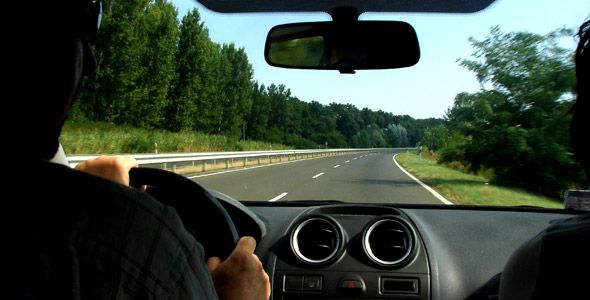 Viajar en coche en Semana Santa: trucos Viajar en coche en Semana Santa: trucos