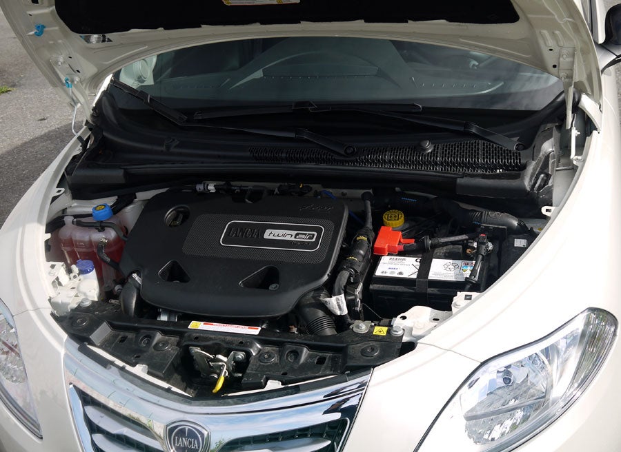 Lancia Ypsilon TwinAir motor Lancia Ypsilon TwinAir,motor, Rubén Fidalgo