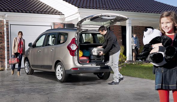 Dacia Lodgy, un monovolumen por 9.900 euros que llegará en mayo Dacia Lodgy, un monovolumen por 9.900 euros que llegará en mayo