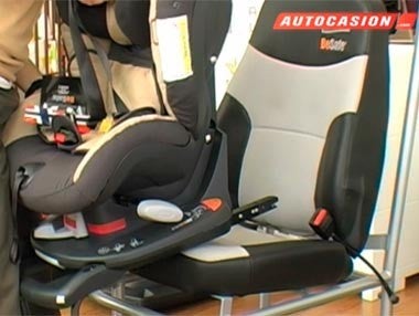 Cómo anclar sillitas infantiles con Isofix Cómo anclar sillitas infantiles con Isofix