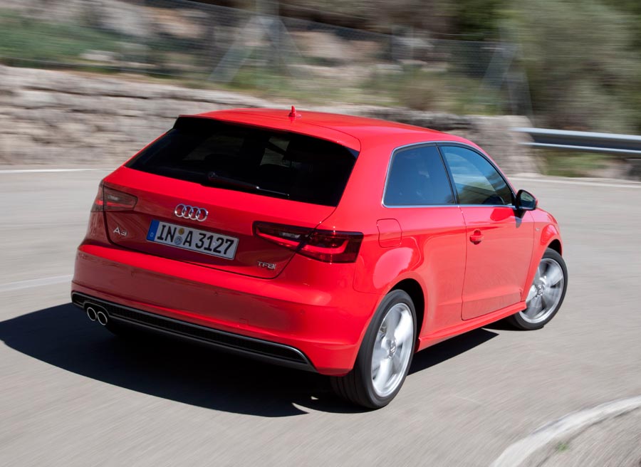 Audi A3 Audi busca seguir siendo una referencia en el segmento de los compactos con el nuevo A3.