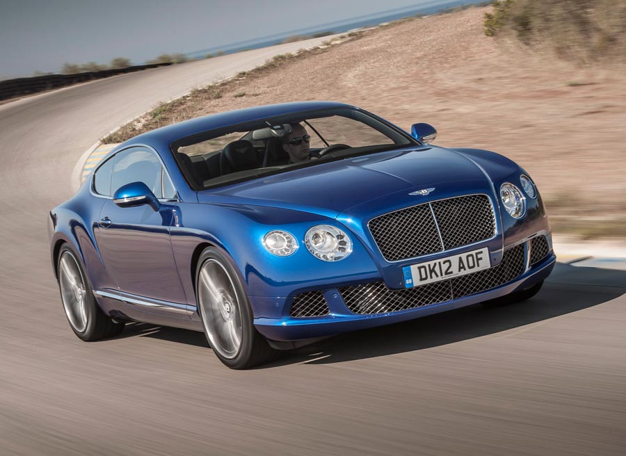 Bentley Continental GT Speed El Bentley Continental GT Speed emplea 4,2 segundos en acelerar de 0 a 100 km/h.