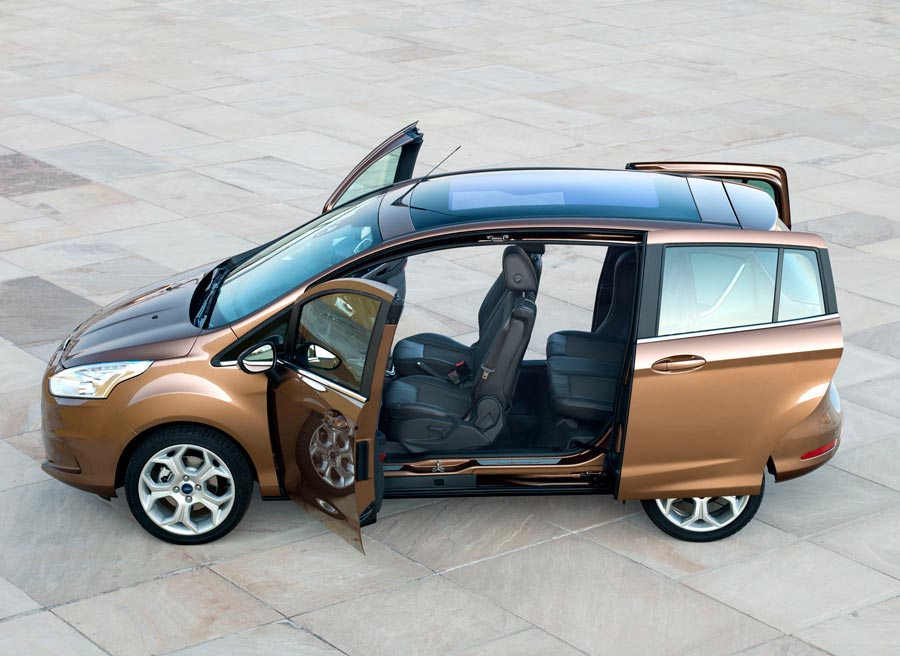 Ford B-Max La ausencia de pilar B es una de las características más destacadas del nuevo Ford B-Max.