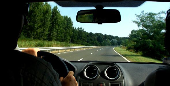 ¿Viajas en coche a la Eurocopa? Toma nota de estos trucos ¿Viajas en coche a la Eurocopa? Toma nota de estos trucos