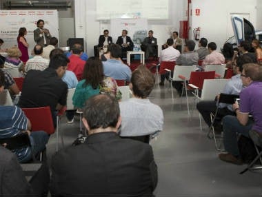 El coche eléctrico, presente y futuro, a debate en Tweets and Cars El coche eléctrico, presente y futuro, a debate en Tweets and Cars