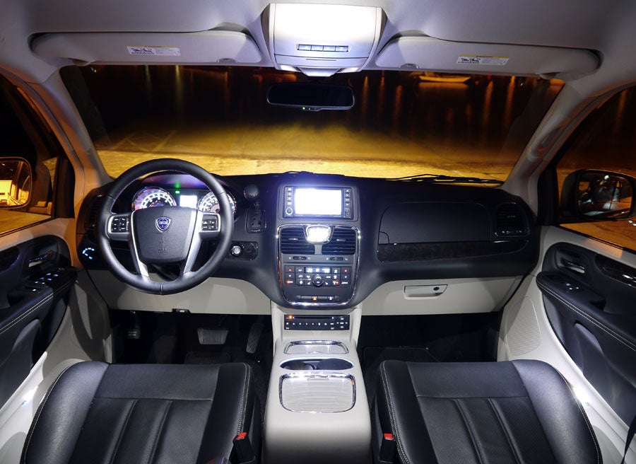 Lancia Voyager Lancia Voyager, luz de cortesía, Rubén Fidalgo