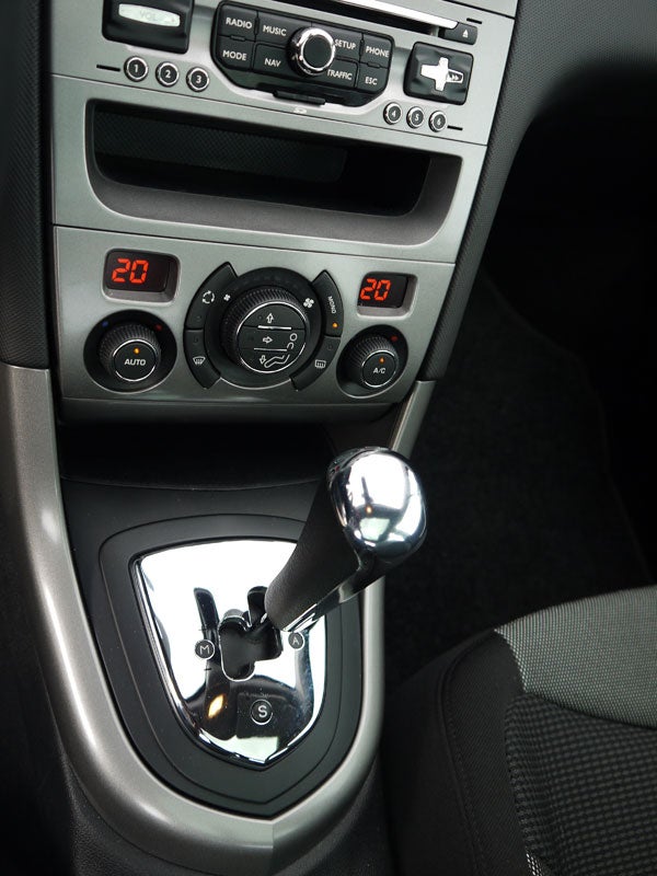 Peugeot 308 e HDi 112 CV Peugeot 308 e HDi 112 CV, Rubén Fidalgo