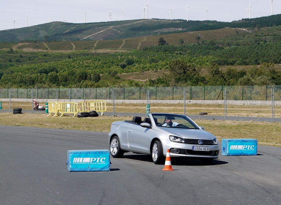 VW Eos 1.4 TSi VW Eos 1.4 TSi, maniobra de esquiva, Forcarei, Rubén Fidalgo