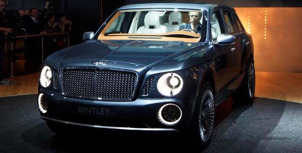 Bentley presenta el EXP 9 F Bentley presenta el EXP 9 F