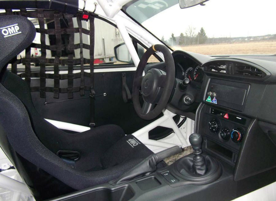 Toyota GT 86 El interior de la versión de carreras del Toyota GT86 ha sido totalmente modificado.