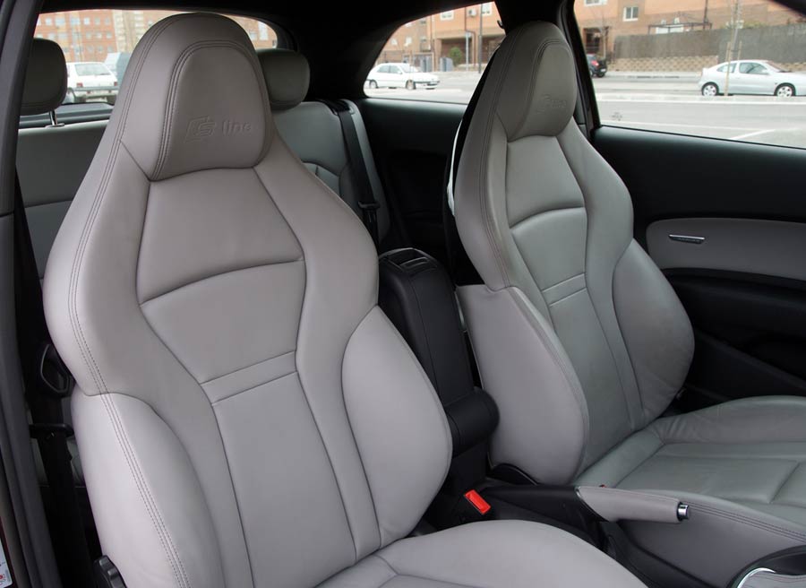 Audi A1 Los asientos delanteros son uno de los detalles más característicos de esta versión del Audi A1. Foto: Jordi Villanueva.