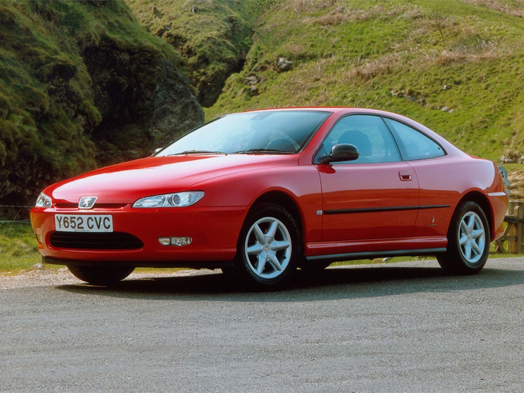 Peugeot 406 Coupe Determinados modelos muy exclusivos pierden rápidamente su valor en el mercado de segunda mano.