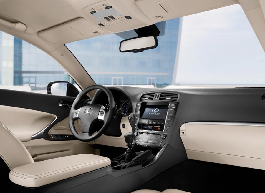 Lexus IS 200d El ahorro en lo que a equipamiento se refiere con esta edición especial limitada del Lexus IS 200d es de 4.000 euros.