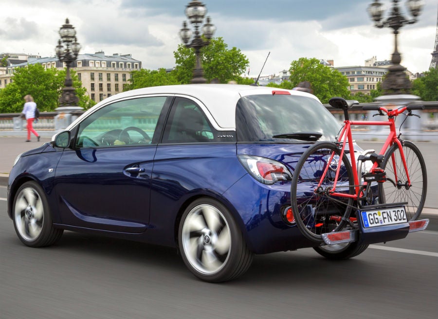 Opel Adam El sistema FlexFix para transportar bicicletas llega al Opel Adam.