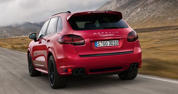 El Porsche Cayenne GTS brilla en Moscú El Porsche Cayenne GTS brilla en Moscú