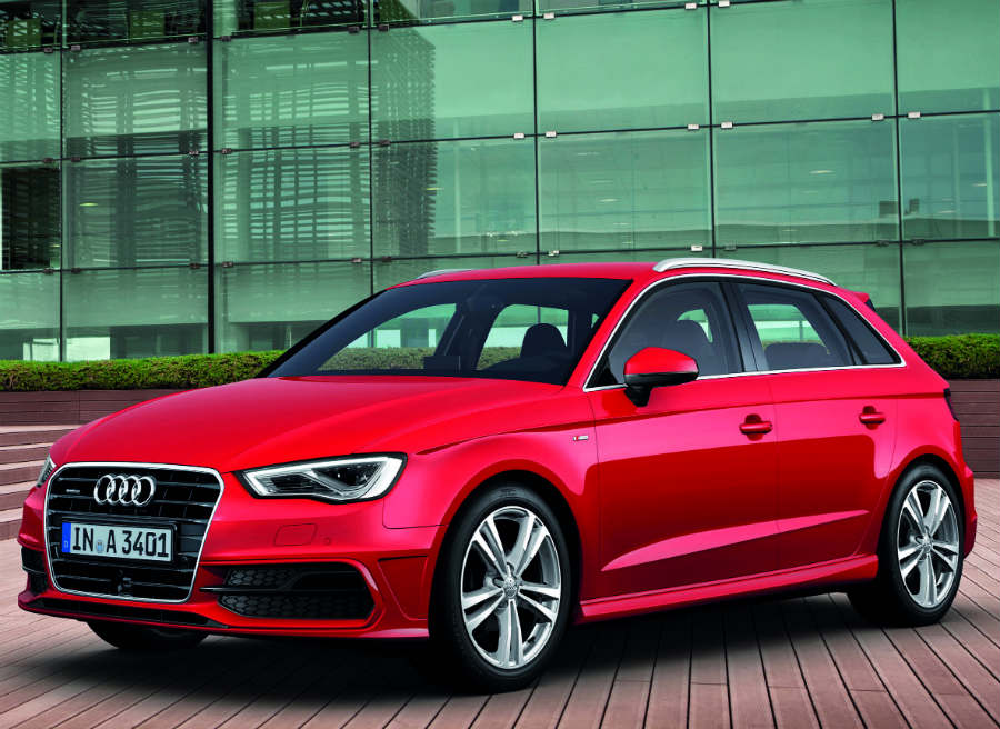 Audi A3 Sportback El nuevo Audi A3 Sportback cuenta con un equipamiento de serie muy completo.