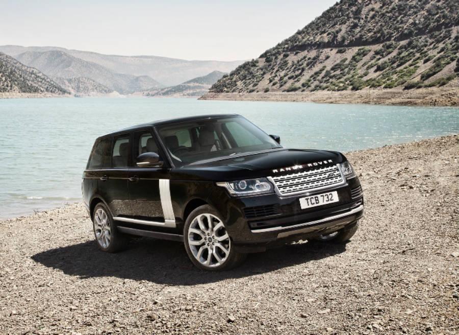 Range Rover El nuevo Range Rover tiene un precio de partida de 98.500 euros.