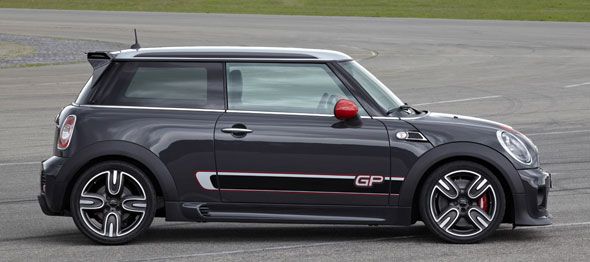 Mini John Cooper Works GP: nuevas imágenes Mini John Cooper Works GP: nuevas imágenes
