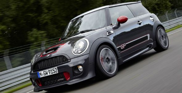 Mini John Cooper Works GP: de carreras en París Mini John Cooper Works GP: de carreras en París