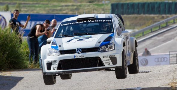 El Volkswagen Polo WRC debuta con éxito de la mano de Carlos Sainz El Volkswagen Polo WRC debuta con éxito de la mano de Carlos Sainz