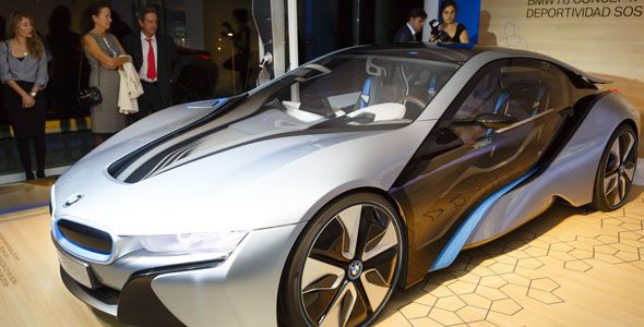 BMW presenta en Barcelona el eléctrico BMW i3 y el híbrido BMW i8 BMW presenta en Barcelona el eléctrico BMW i3 y el híbrido BMW i8