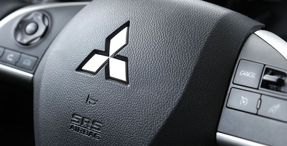 Dimisión en Mitsubishi en Francia por tratar a un ministro de “retrasado mental” Dimisión en Mitsubishi en Francia por tratar a un ministro de “retrasado mental”