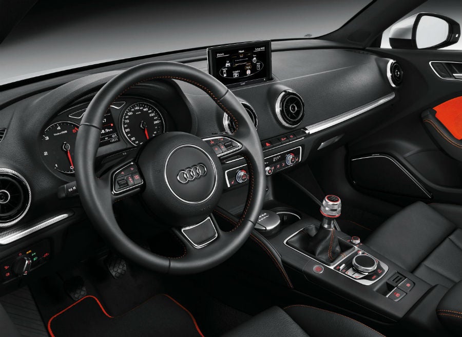 Audi A3 El interior del Audi A3 Sportback es muy similar al de la versión de tres puertas.