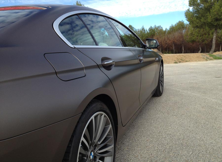 BMW Serie 6 Gran Coupe La estética del BMW Serie 6 Gran Coupé mezcla a la perfección clase y agresividad.