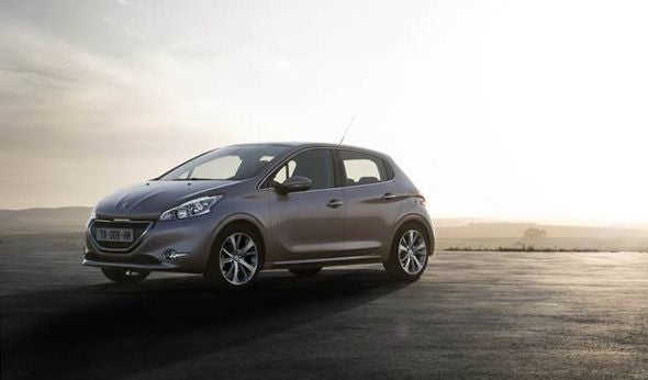 Peugeot 208 Intuitive, una serie especial que aparca sola Peugeot 208 Intuitive, una serie especial que aparca sola