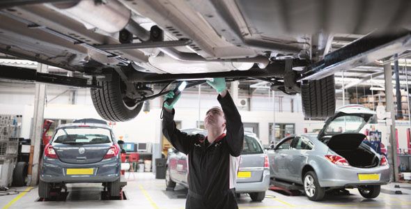 Pagar 2.500 euros en efectivo en un taller ya es ilegal Pagar 2.500 euros en efectivo en un taller ya es ilegal