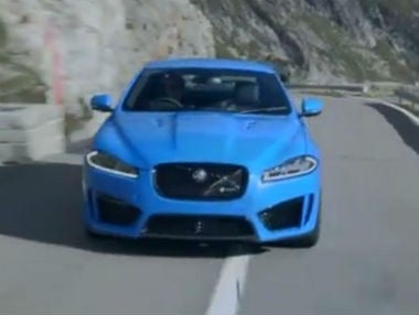 Jaguar XFR-S: el felino más radical, en movimiento Jaguar XFR-S: el felino más radical, en movimiento