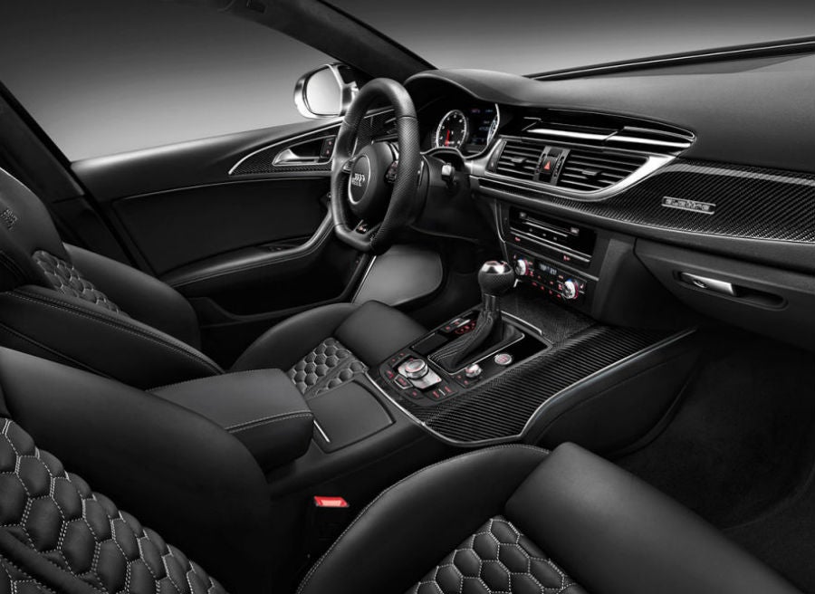Audi RS6 El interior del Audi RS6 sigue conservando la sobriedad típica de la marca.