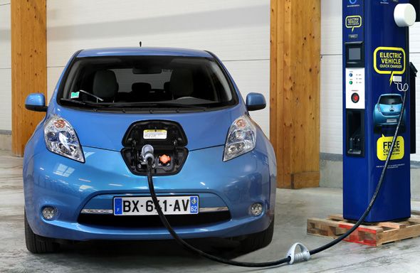 Nissan apuesta por una red de recarga rápida para coches eléctricos Nissan apuesta por una red de recarga rápida para coches eléctricos
