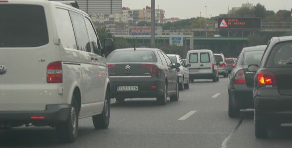 Nevada en Madrid: 100 kilómetros de retenciones Nevada en Madrid: 100 kilómetros de retenciones