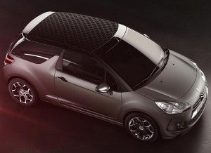 Citroen DS3 Cabrio El techo y el color de la carrocería son las grandes novedades de este Citroën DS3 Cabrio I'Uomo Vogue.