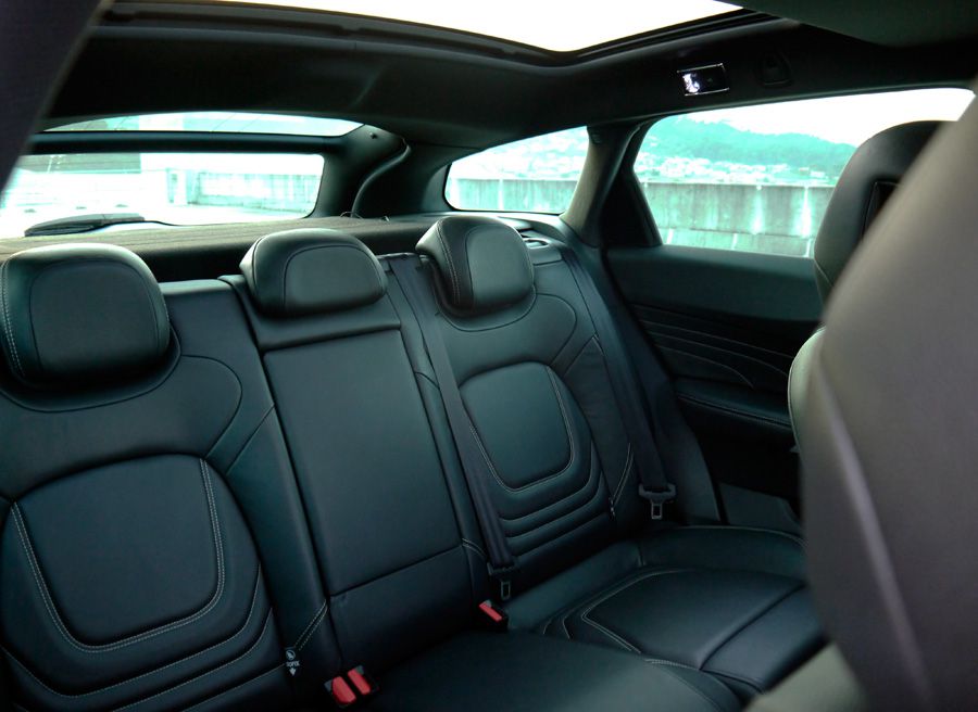 Citroen DS5 HDi 160 CV Sport plazas traseras Citroën DS5 HDi 160 CV Sport, interior, Rubén Fidalgo
