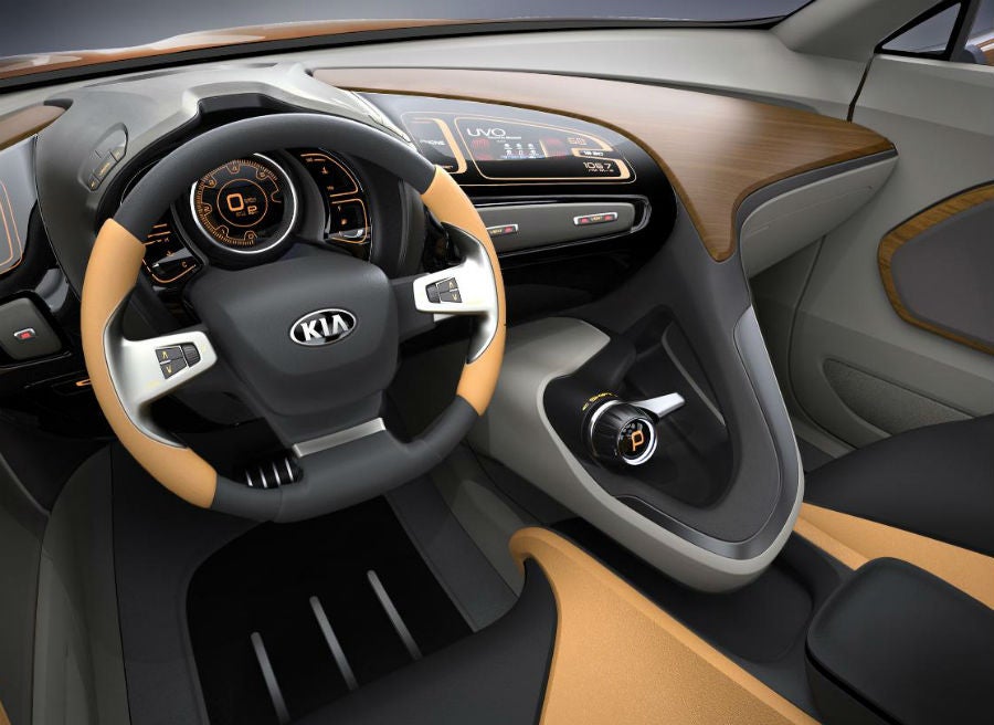 Kia Cross GT Concept El interior del Kia Cross GT Concept tiene tintes muy futuristas.