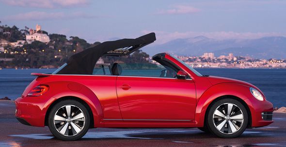 Nuevo Volkswagen Beetle Cabrio, desde 23.970 euros Nuevo Volkswagen Beetle Cabrio, desde 23.970 euros